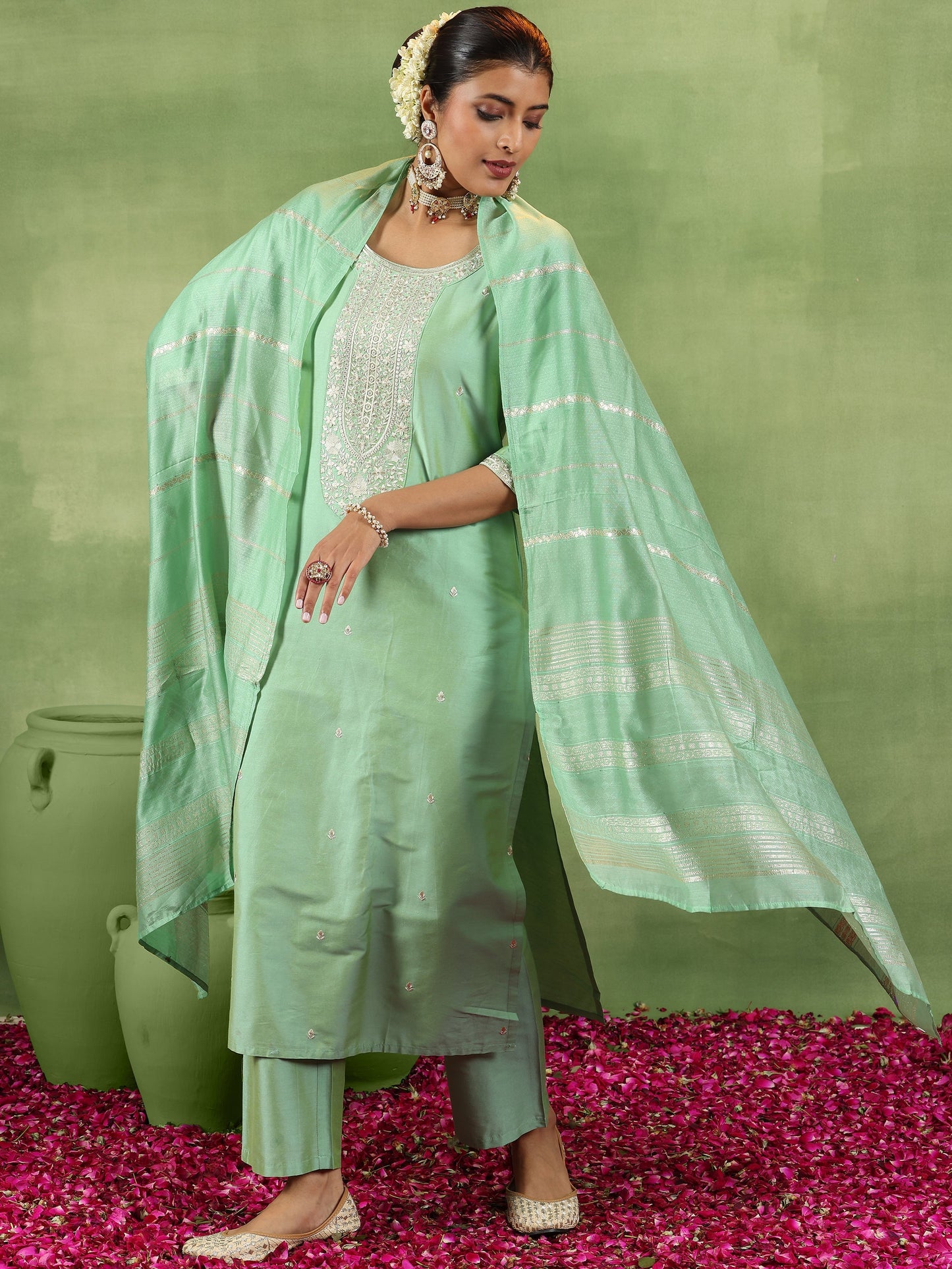 Green Embroidered Silk Blend Straight Suit With Dupatta