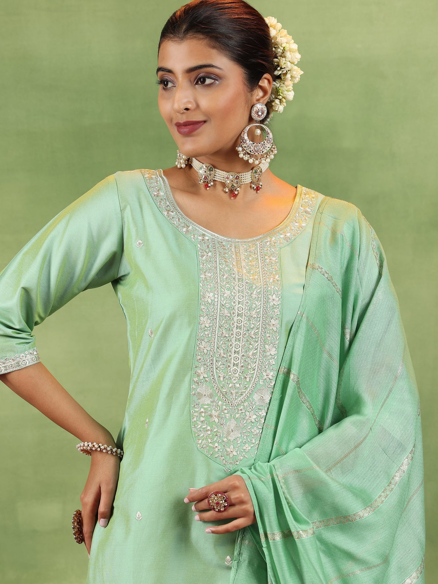 Green Embroidered Silk Blend Straight Suit With Dupatta