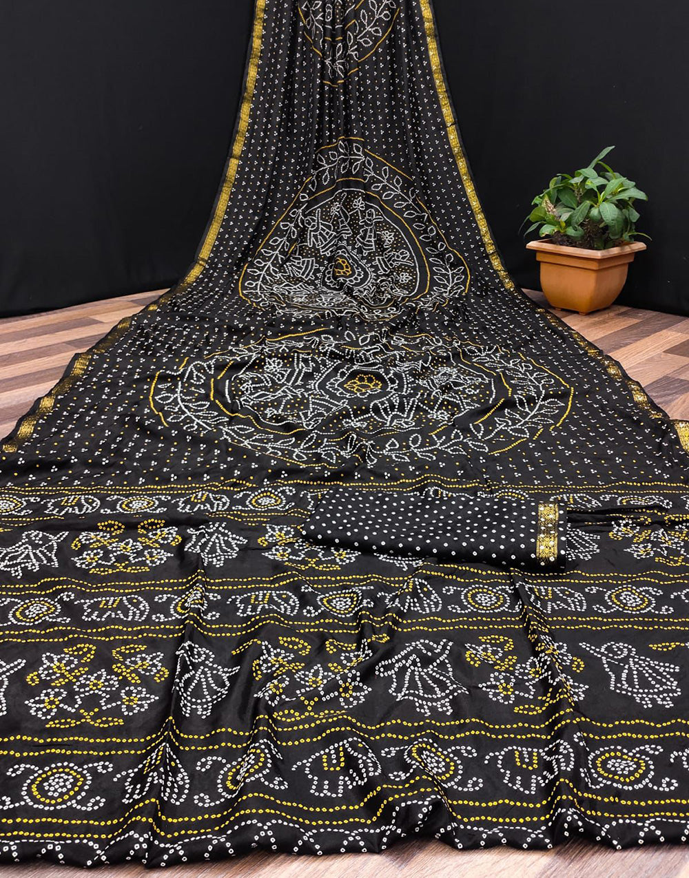 Black Taffeta Silk Hand Print Bandhani Saree