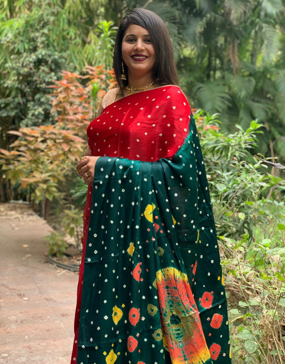 Cheery Red & Green Gajji Soft Silk Lagdi Patta Bandhani Saree