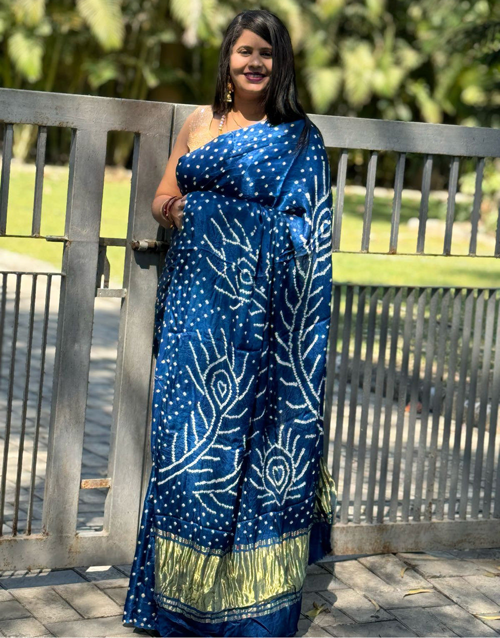 Indigo Blue Gajji Silk Bandhani With Lgadi Patta Saree