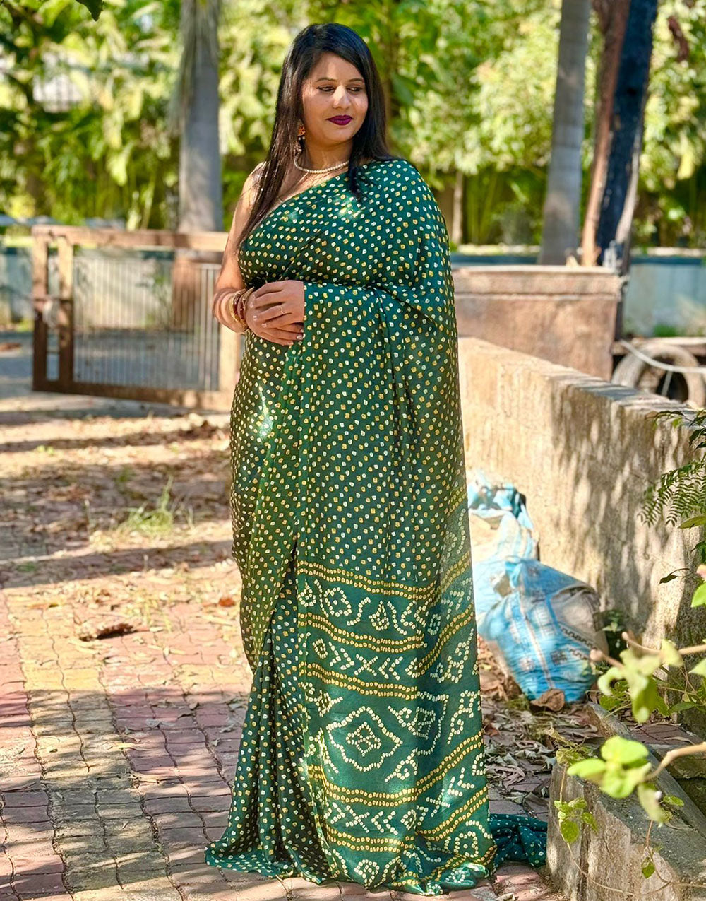 Green Dola Silk Bandhani Printed Saree