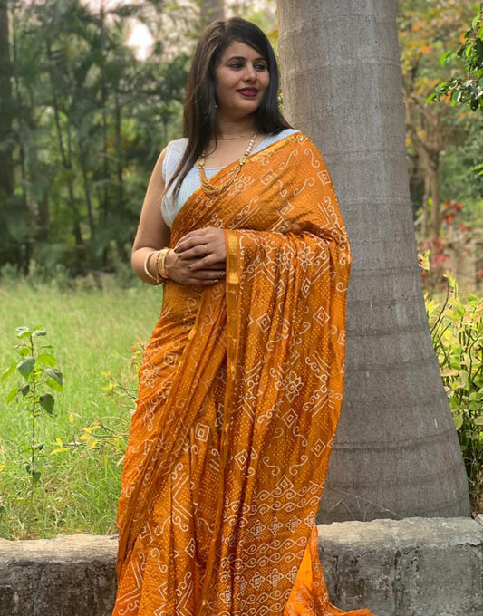 Mustard Yellow Hand Bnadhej Bandhani Saree