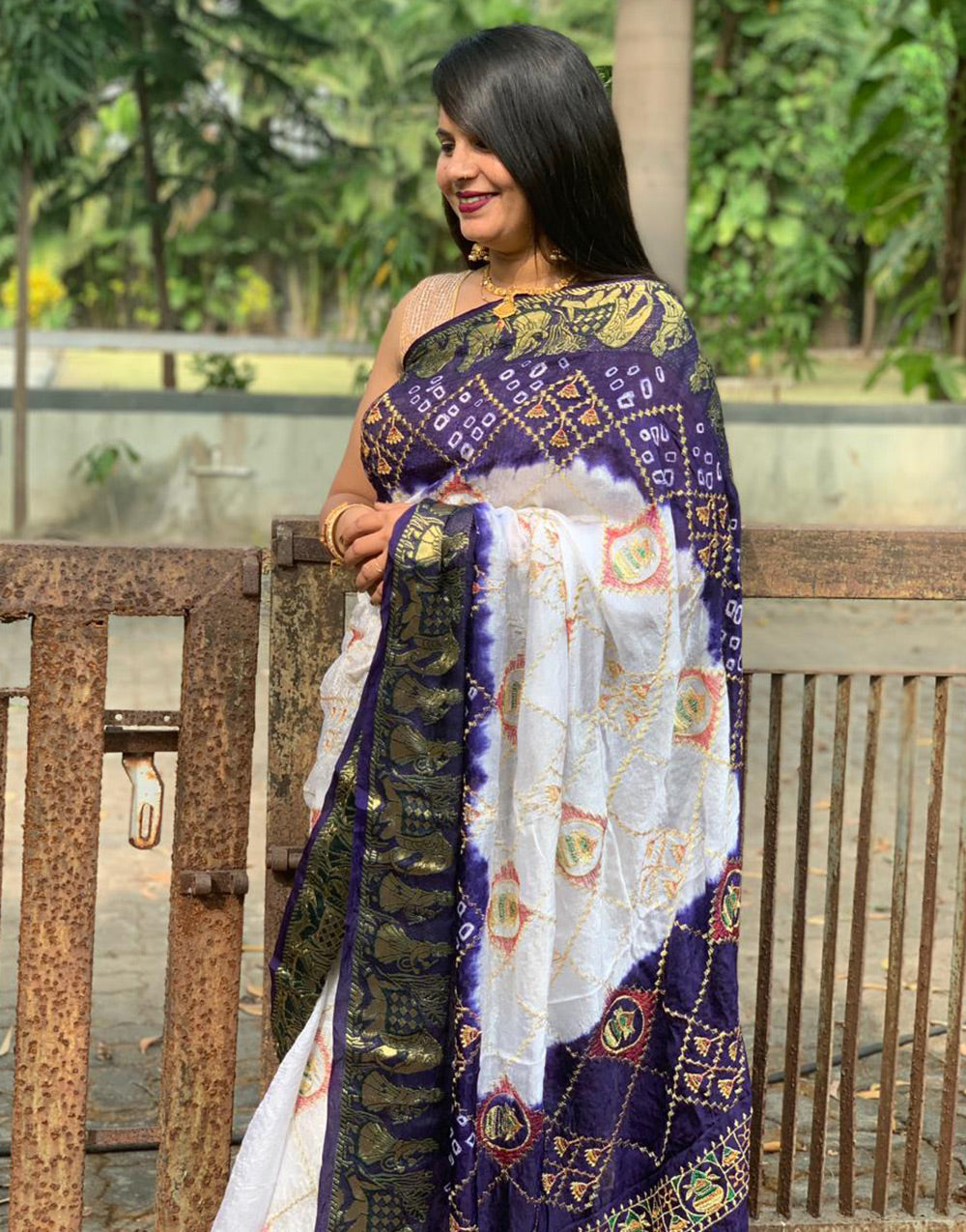 Navy Blue & White Hand Bandhej Bandhani Saree With Weaving Border