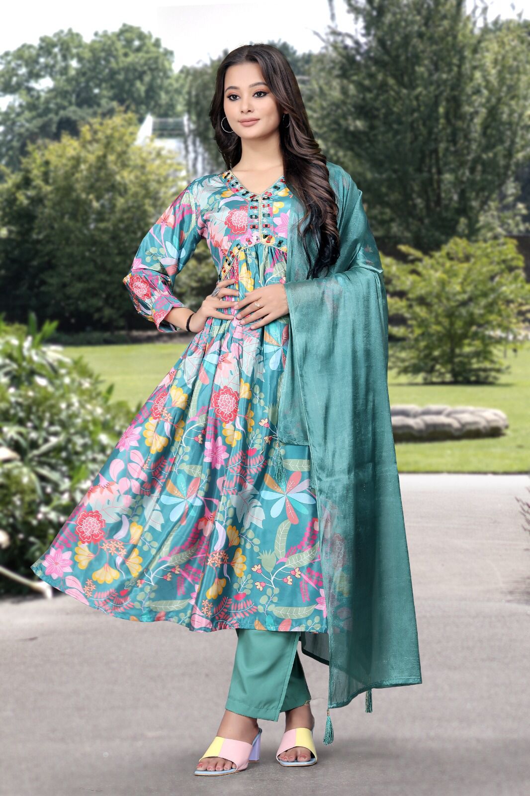 Beautiful Designer Punjabi Alia Cut Salwar Suit