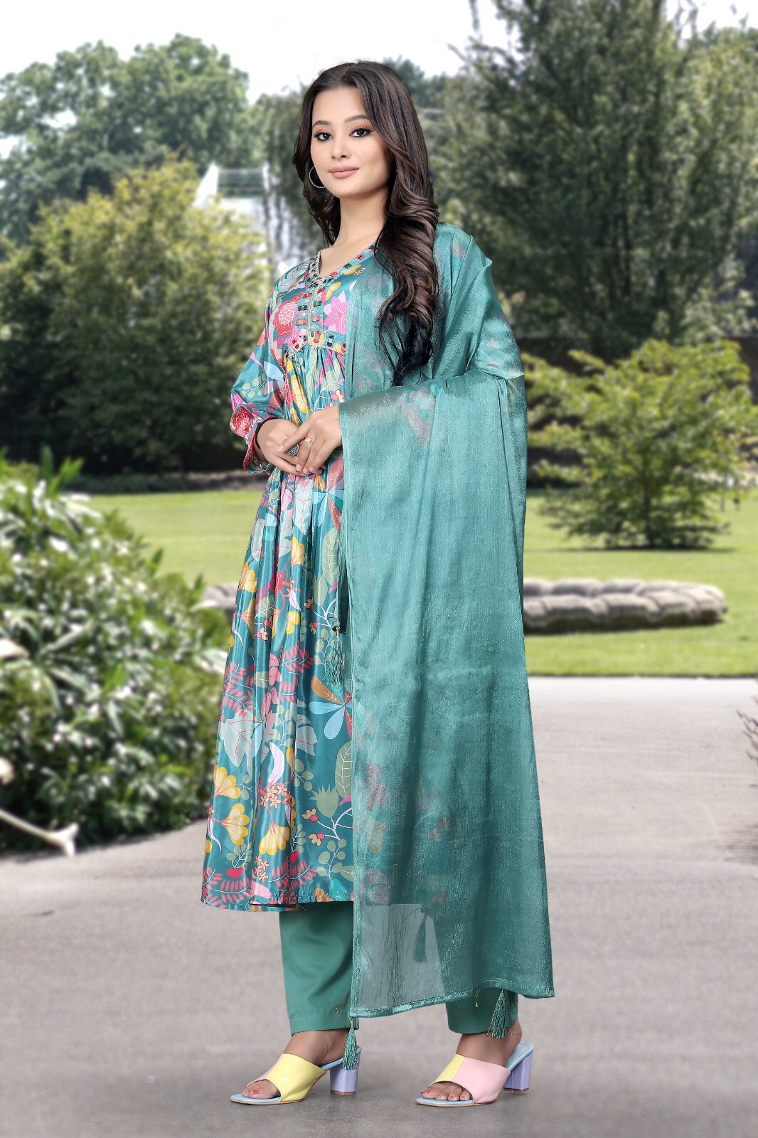 Beautiful Designer Punjabi Alia Cut Salwar Suit