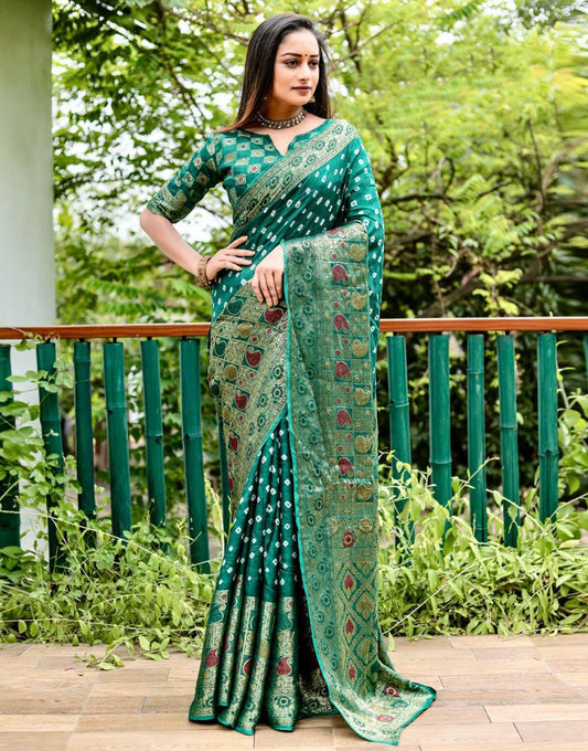 Green Bandhani Saree With Zari Weaving Work