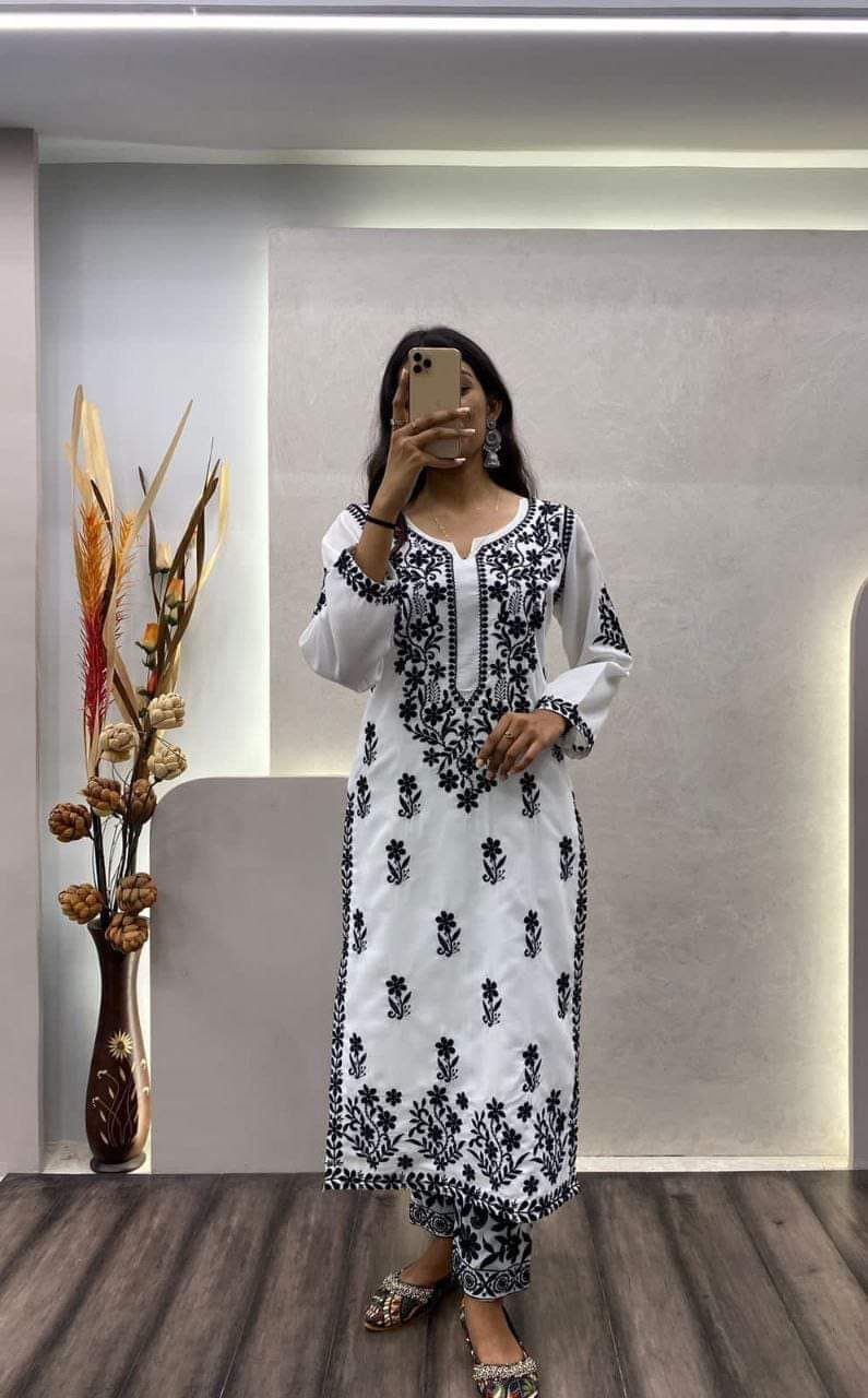 Beautiful Designer Chikankari Kurti Plazzo