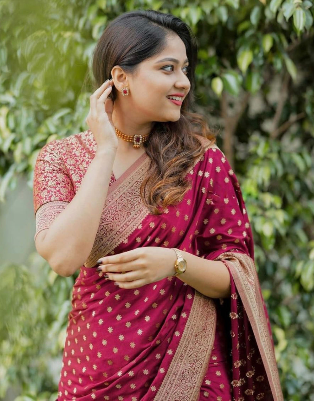 Bright Maroon Banarasi Silk Saree With Zari Weaving Work