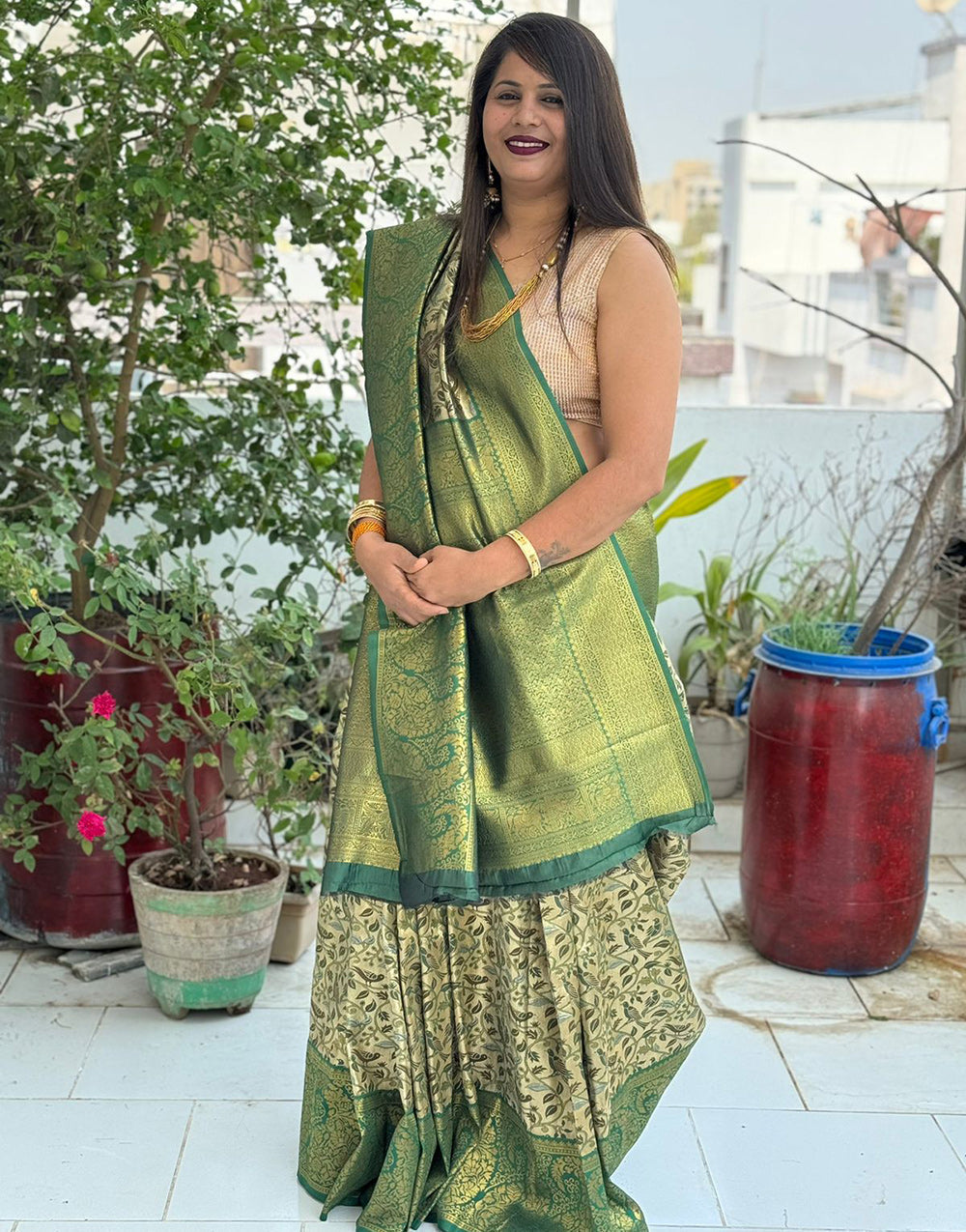 Green Kanjivaram Silk Saree With Zari Weaving Work