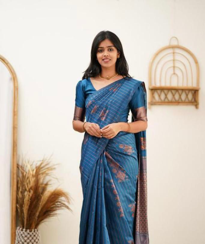 Adorning Rama Soft Silk Saree With Glowing Blouse Piece