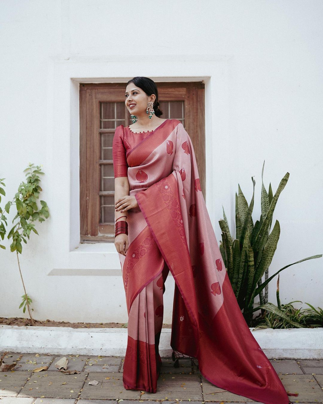 Exuberant Pink Soft Silk Saree With Panoply Blouse Piece