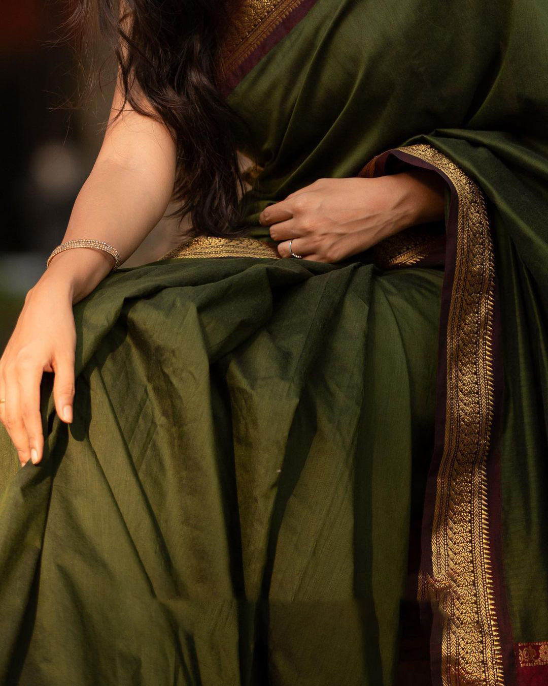 Adorning Green Soft Banarasi Silk Saree With Beauteous Blouse Piece