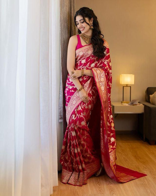 Alluring Dark Pink Soft Silk Saree With Gratifying Blouse Piece