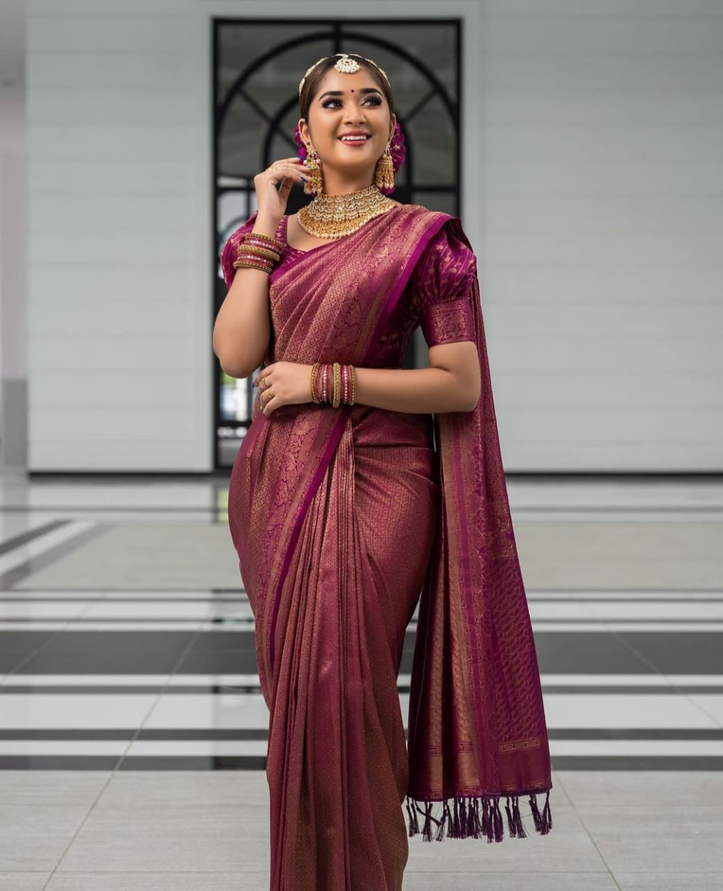 Fairytale Purple Soft Silk Saree with Energetic Blouse Piece