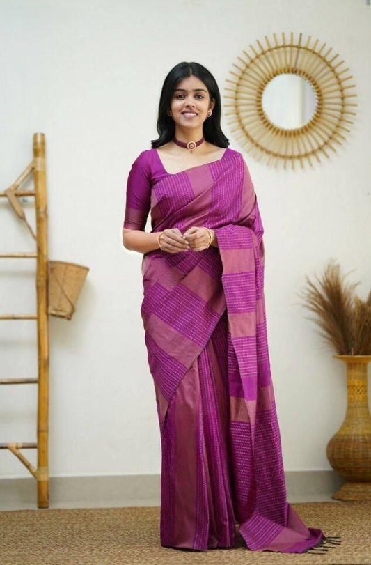 Fairytale Magenta Soft Silk Saree With Supernal Blouse Piece