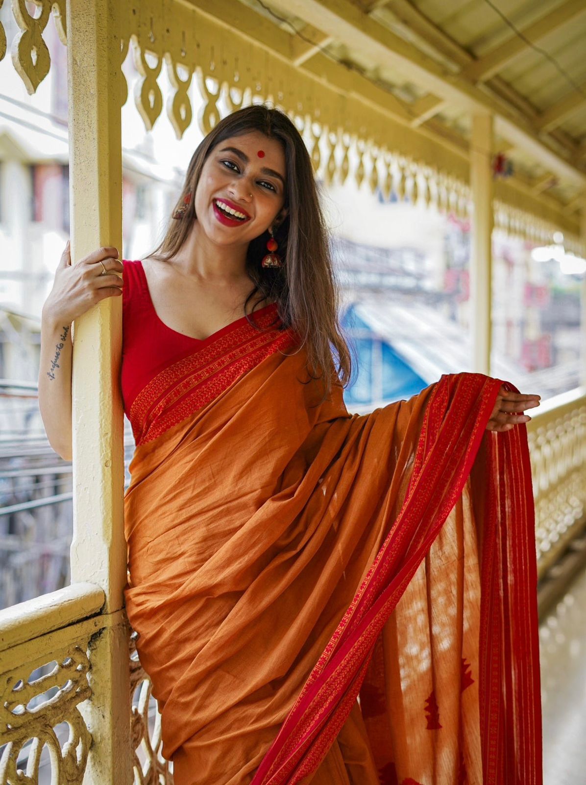 Extraordinary Yellow Cotton Silk Saree With Ethnic Blouse Piece