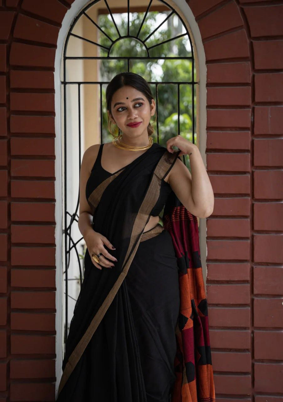 Fairytale Black Cotton Silk Saree With Mesmeric Blouse Piece