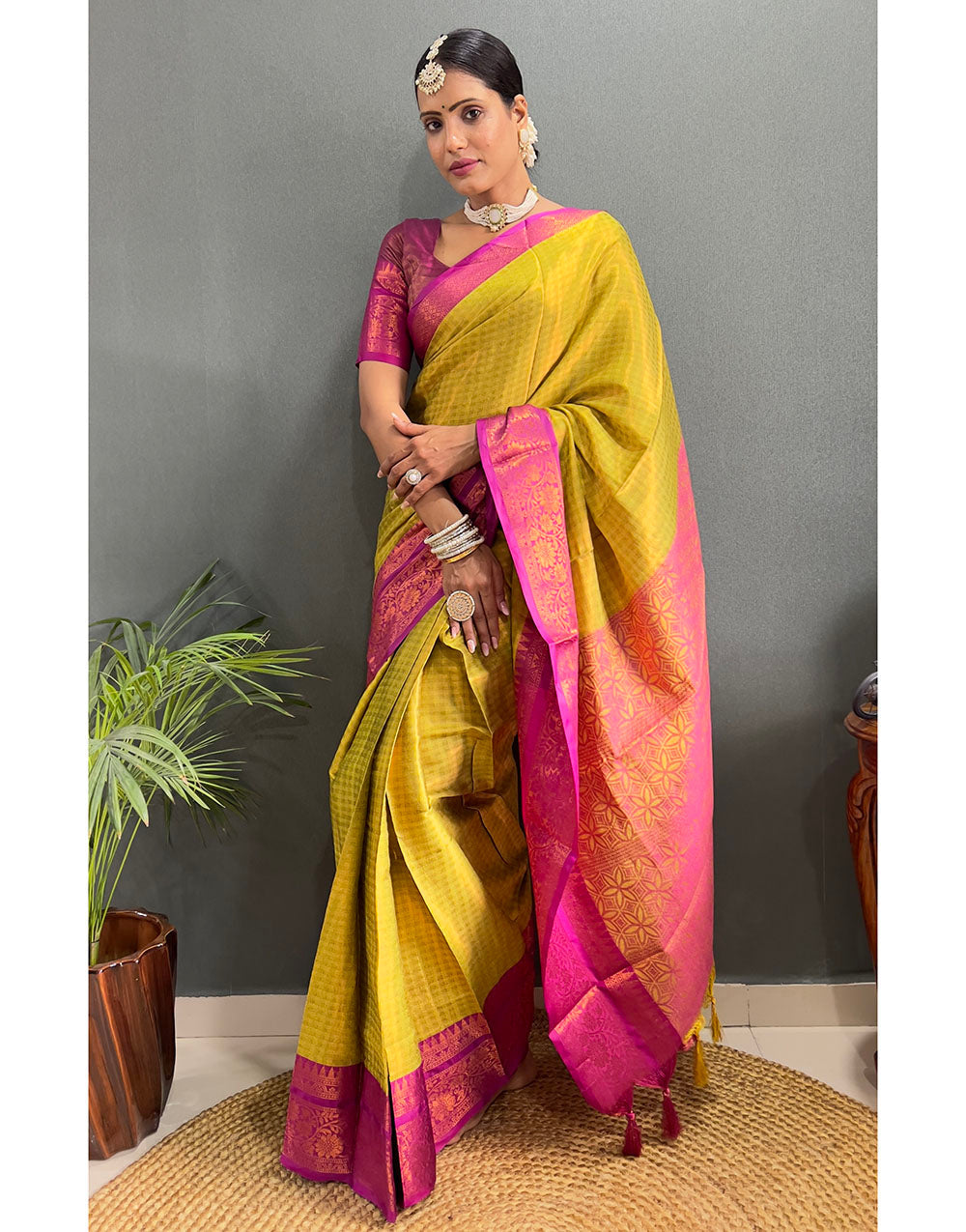 Lime Green & Pink Banarasi Silk Saree With Weaving Work