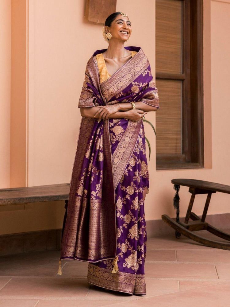 Captivating Purple Soft Banarasi Silk Saree With Ravishing Blouse Piece