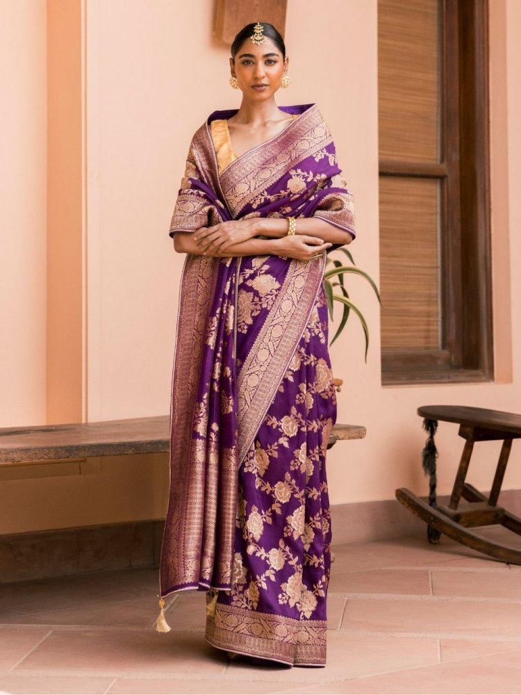 Captivating Purple Soft Banarasi Silk Saree With Ravishing Blouse Piece