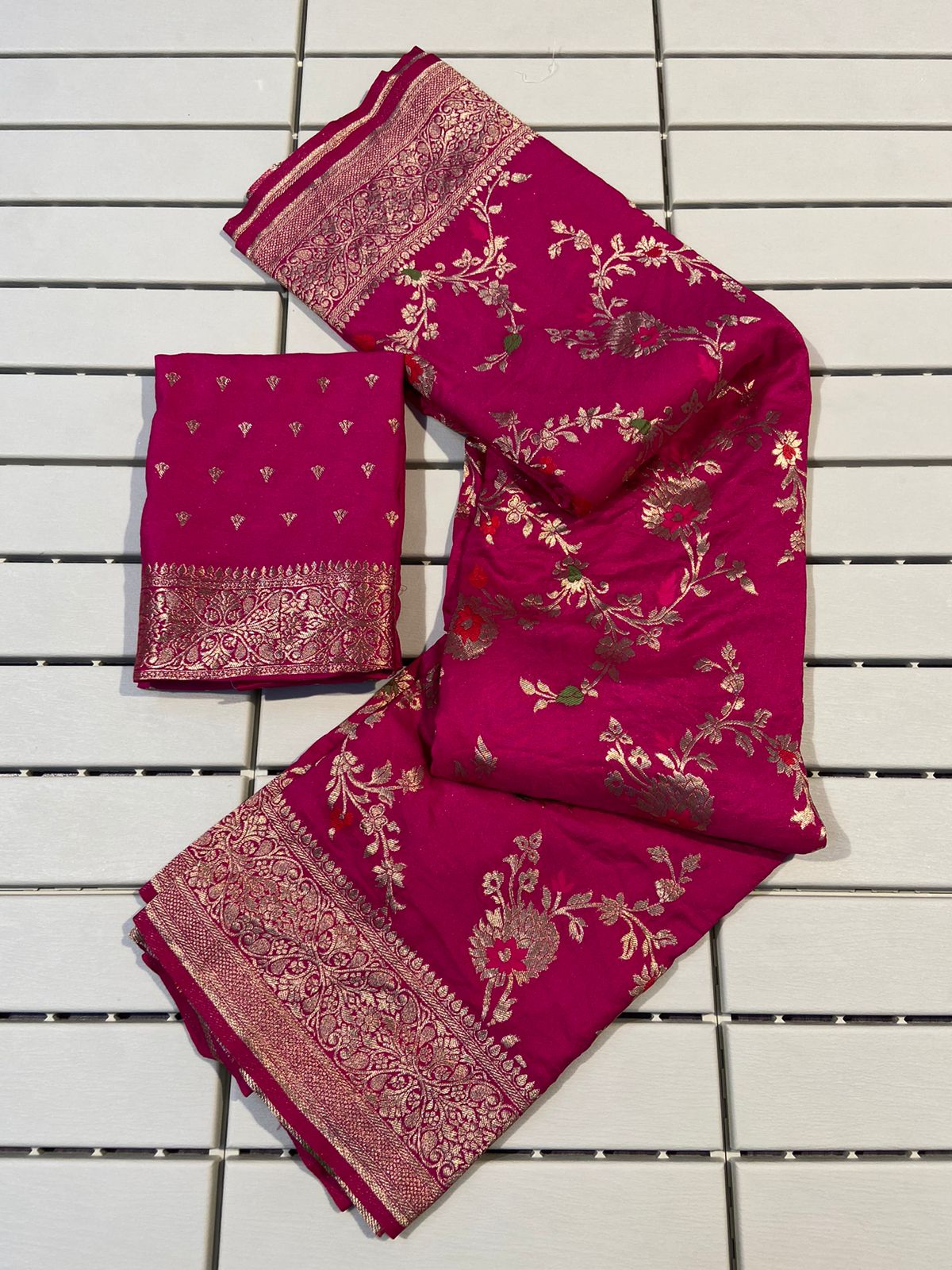 Fairytale Dark Pink Soft Banarasi Silk Saree With Serendipity Blouse Piece