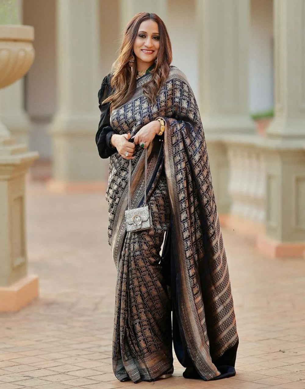 Black Banarasi Silk Saree With Zari Weaving Work