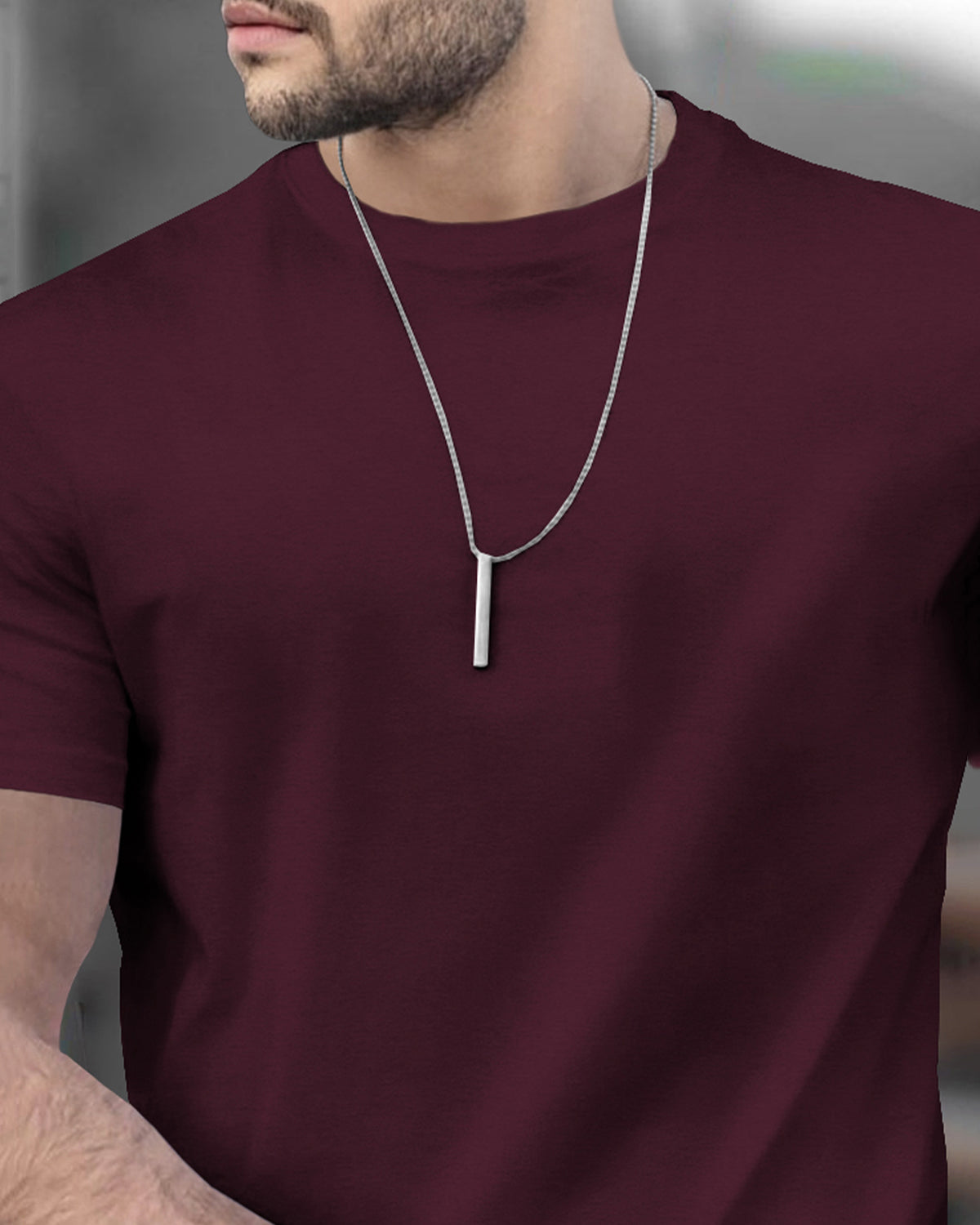 (Pack Of 1) Men Half Sleeve Round Neck Plain T-shirt / Maroon