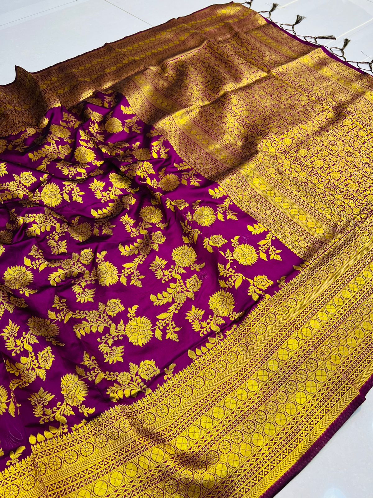 Charming Wine Banarasi Silk Saree With Adorable Blouse Piece