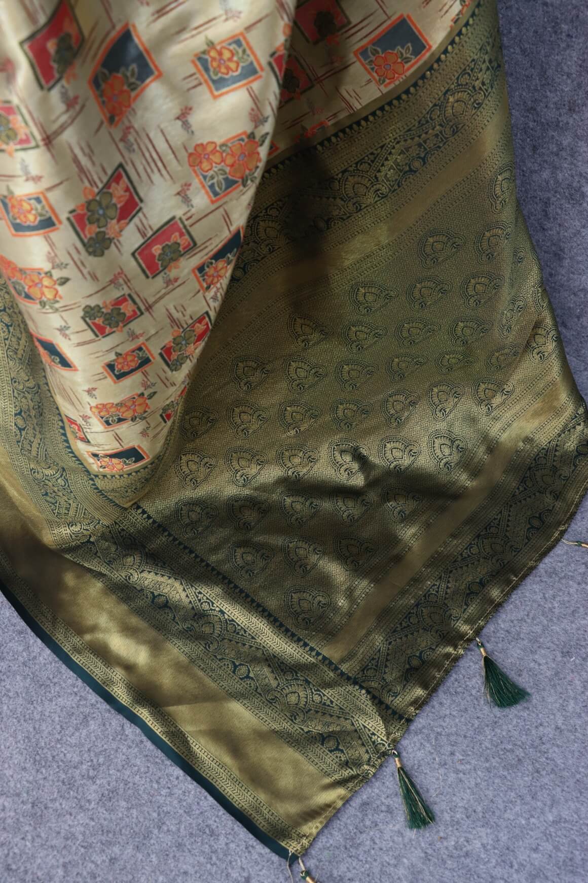 Alluring Beige Kanjivaram Silk Saree With Dulcet Blouse Piece