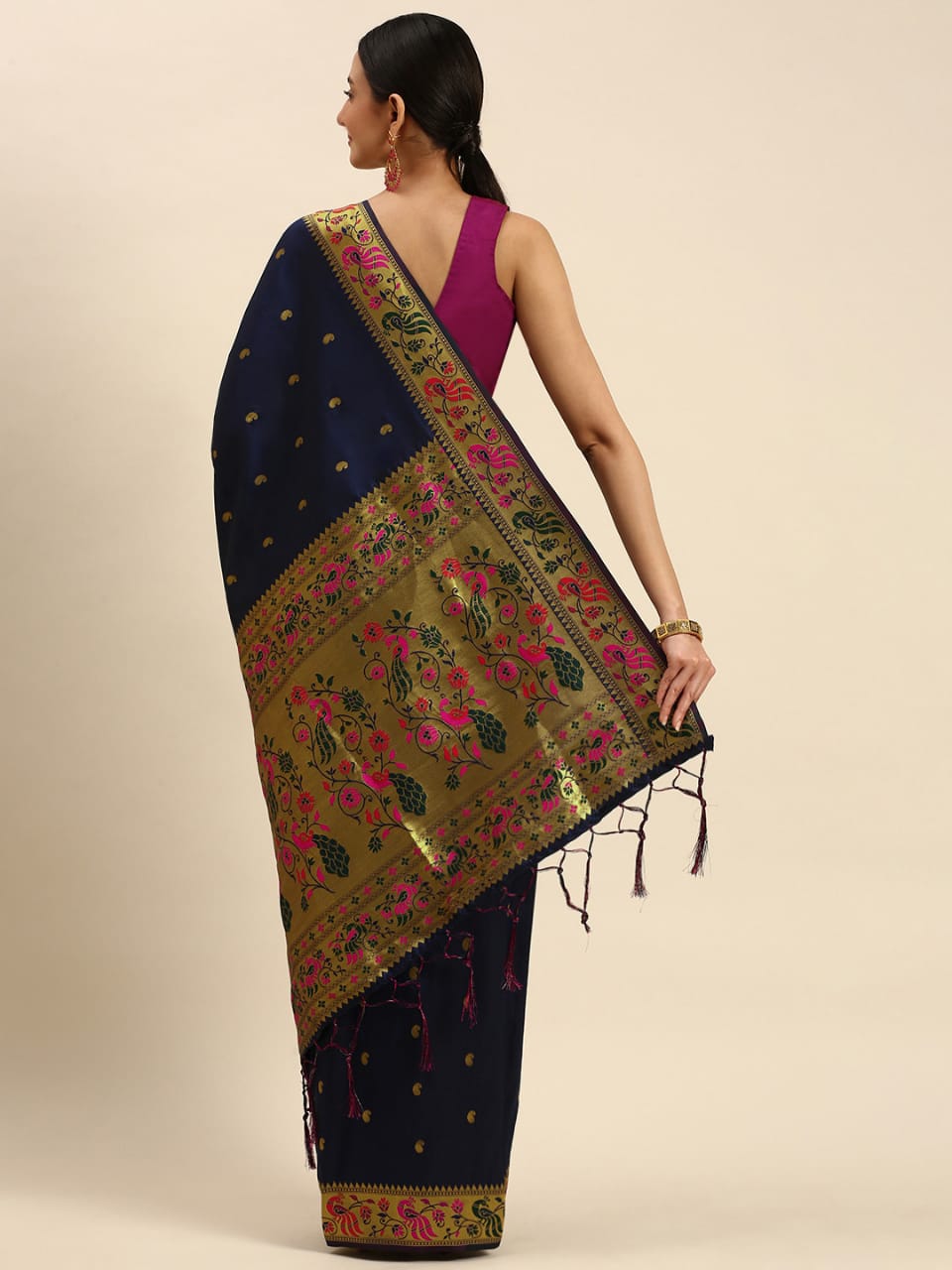 Gratifying Navy Blue Paithani Silk Saree With Luxuriant Blouse Piece