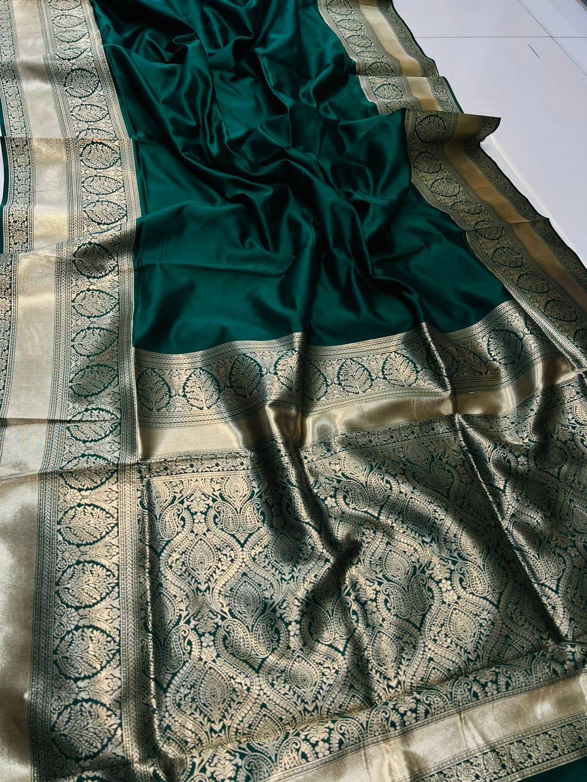 Beautiful Dark Green Soft Banarasi Silk Saree With Nemesis Blouse Piece