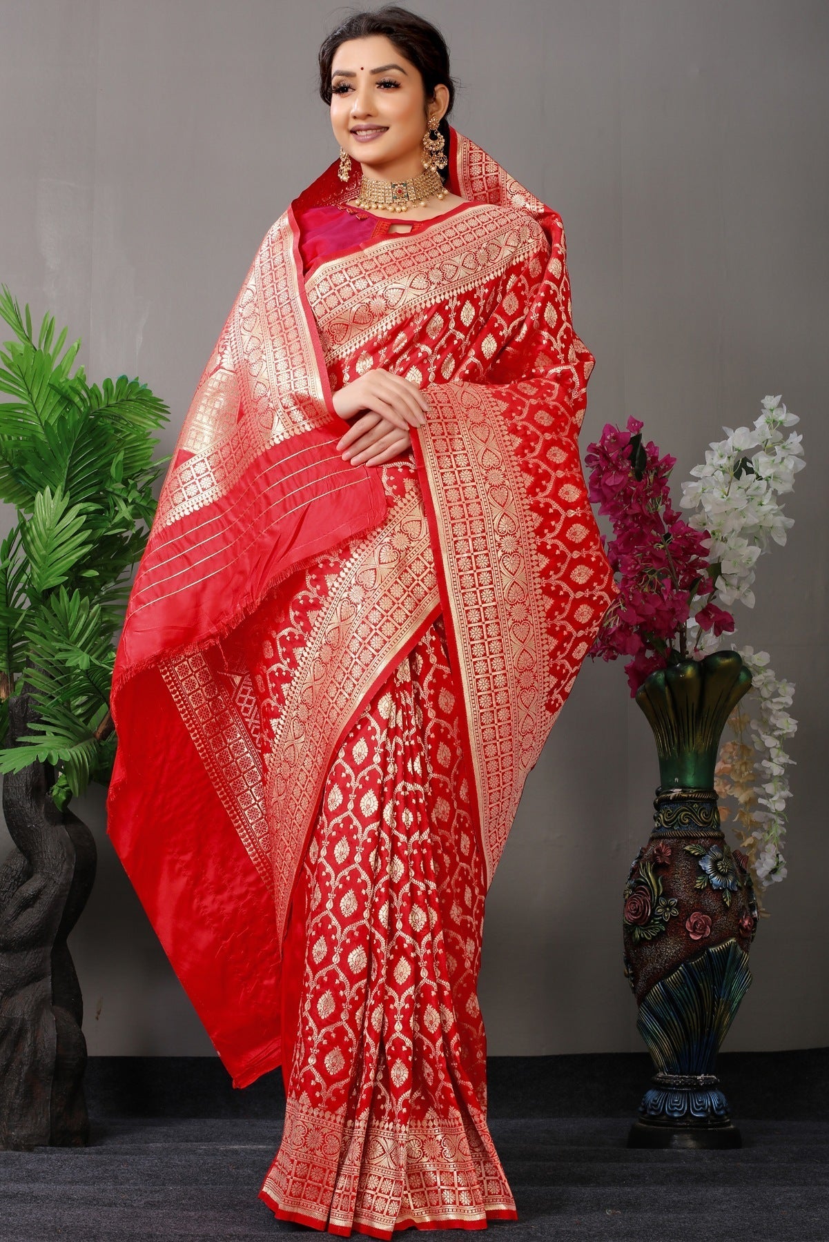 Impressive Red Banarasi Silk Saree With Fairytale Blouse Piece