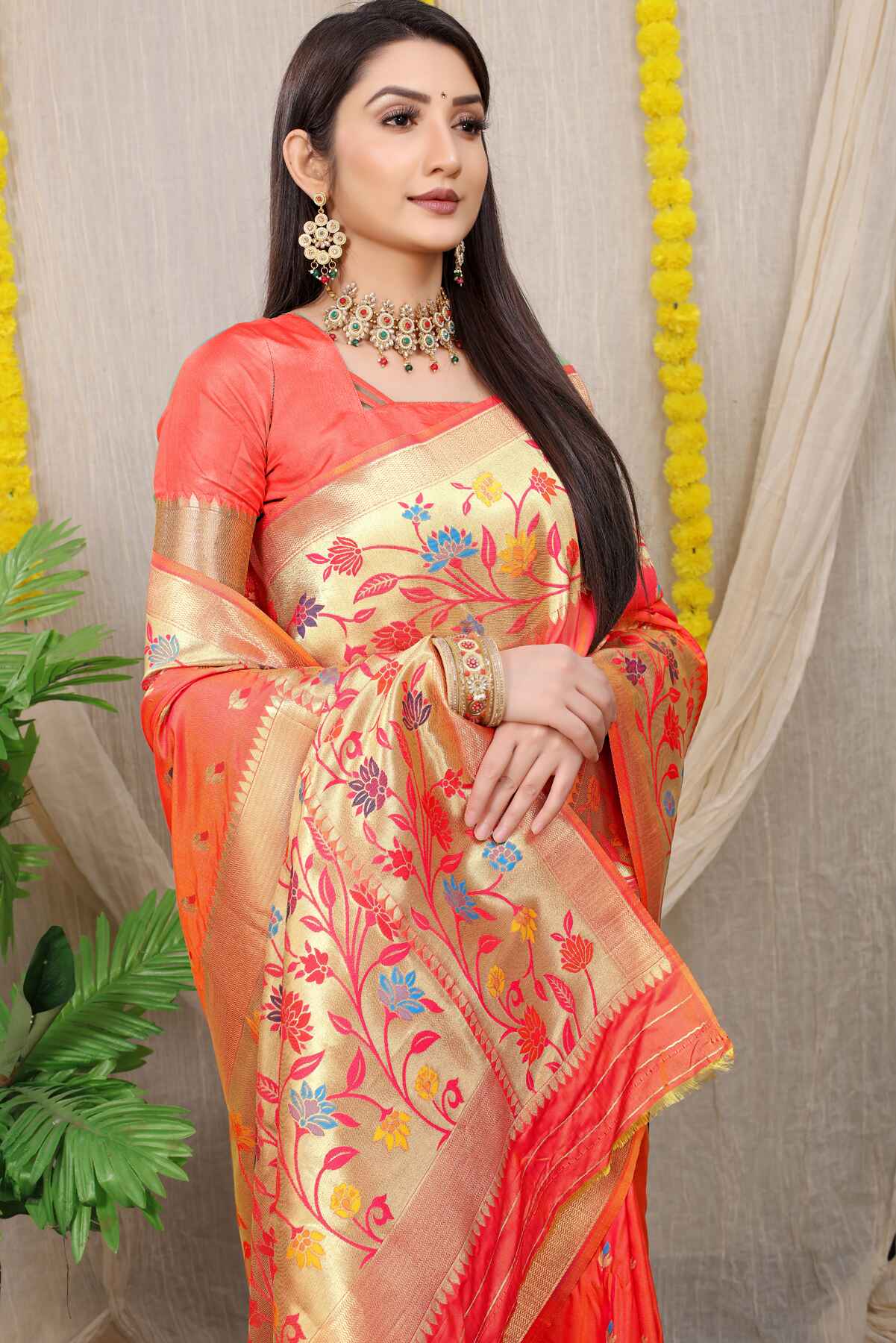 Admirable peach Paithani Silk Saree With Blissful Blouse Piece