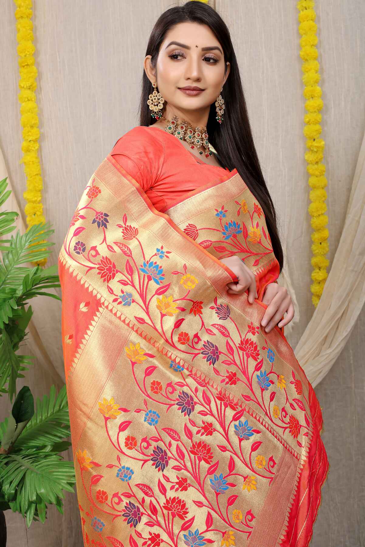 Admirable peach Paithani Silk Saree With Blissful Blouse Piece