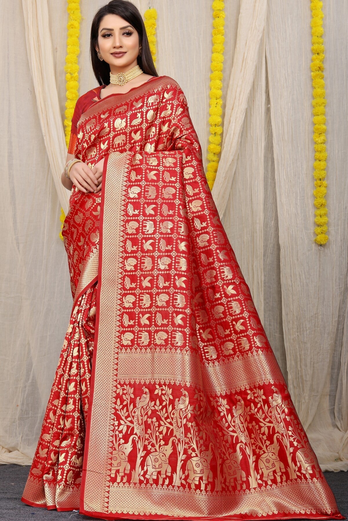 Ethnic Red Banarasi Silk Saree With Sensational Blouse Piece