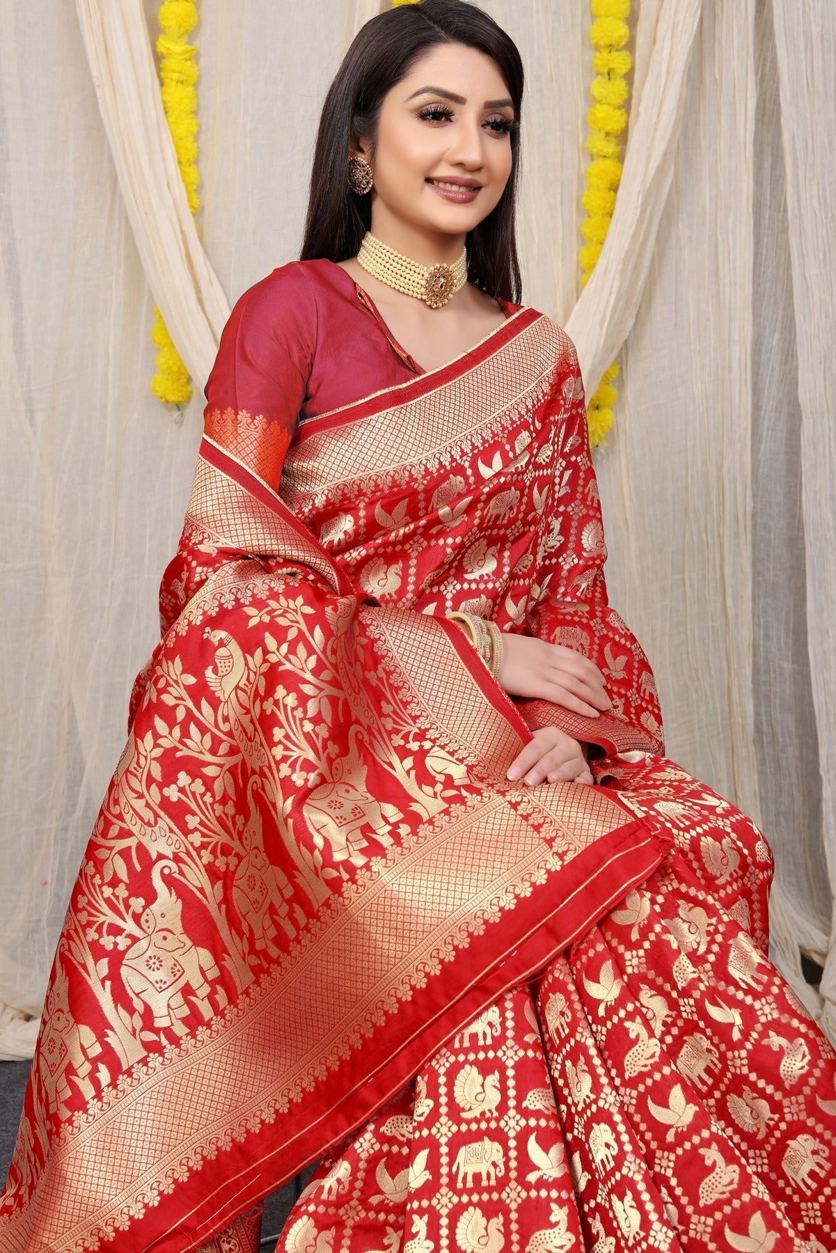 Ethnic Red Banarasi Silk Saree With Sensational Blouse Piece