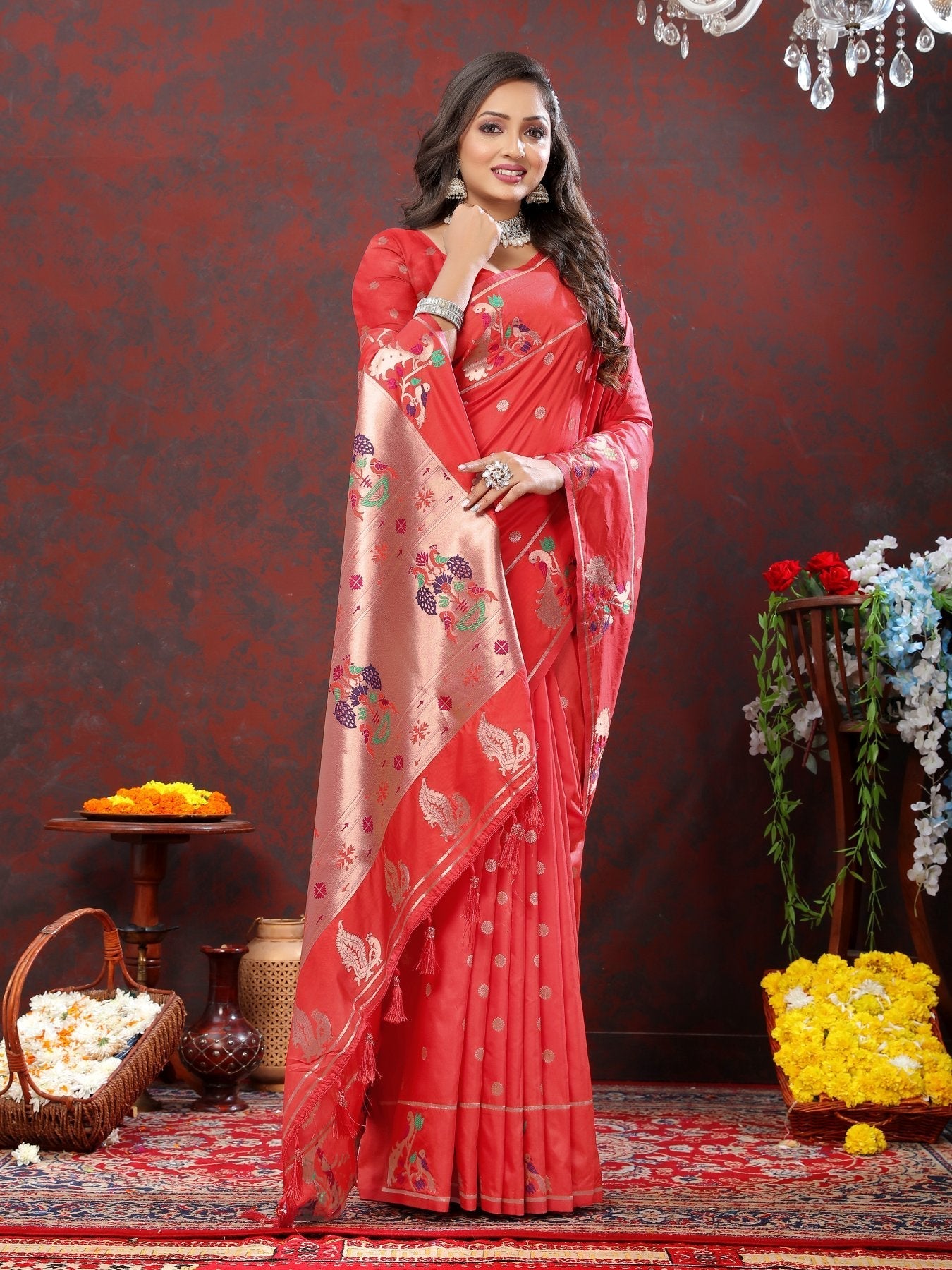 Exuberant Red Paithani Silk Saree With Lustrous Blouse Piece