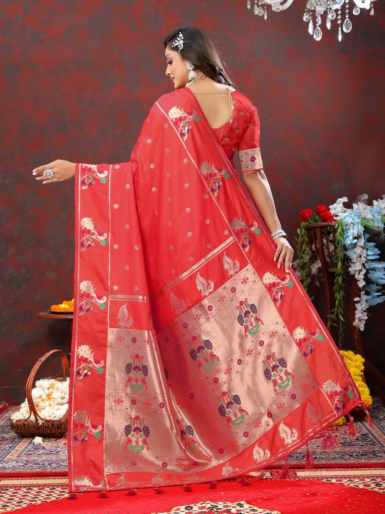 Exuberant Red Paithani Silk Saree With Lustrous Blouse Piece