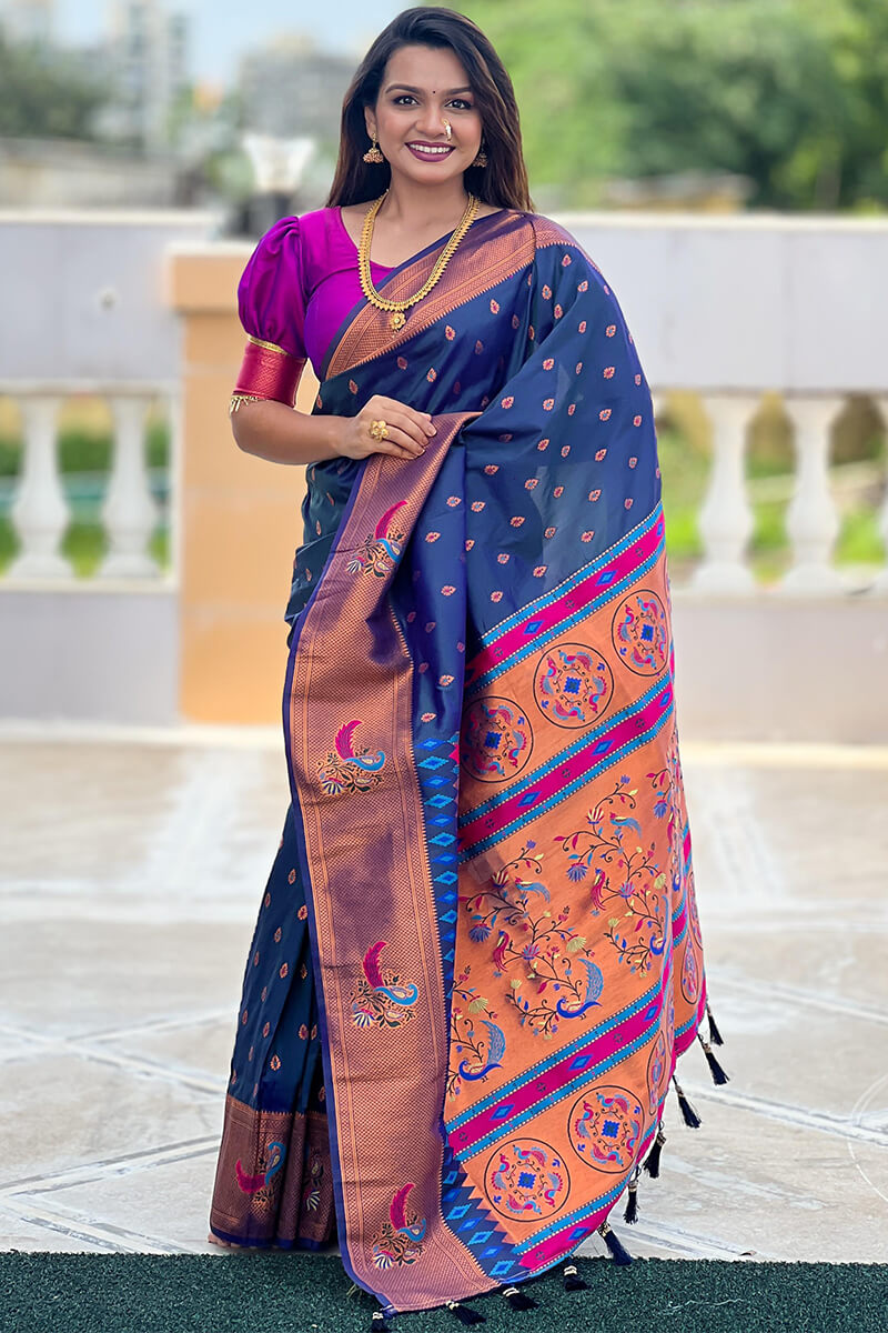 Fancifull Navy Blue Paithani Silk Saree With Glorious Blouse Piece