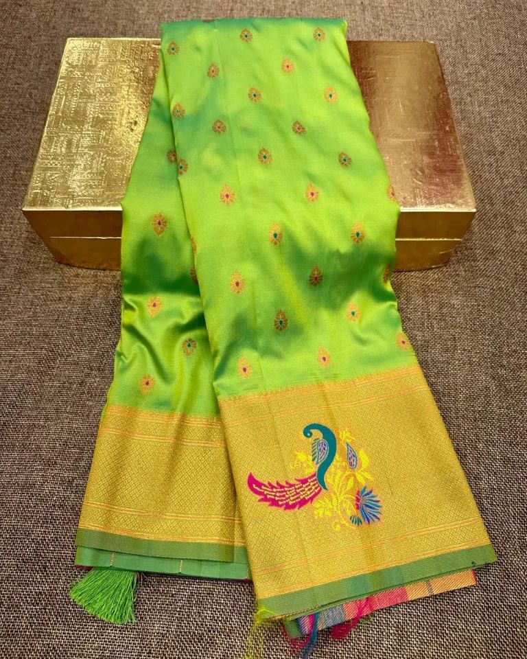 Angelic Parrot Paithani Silk Saree With Excellent Blouse Piece