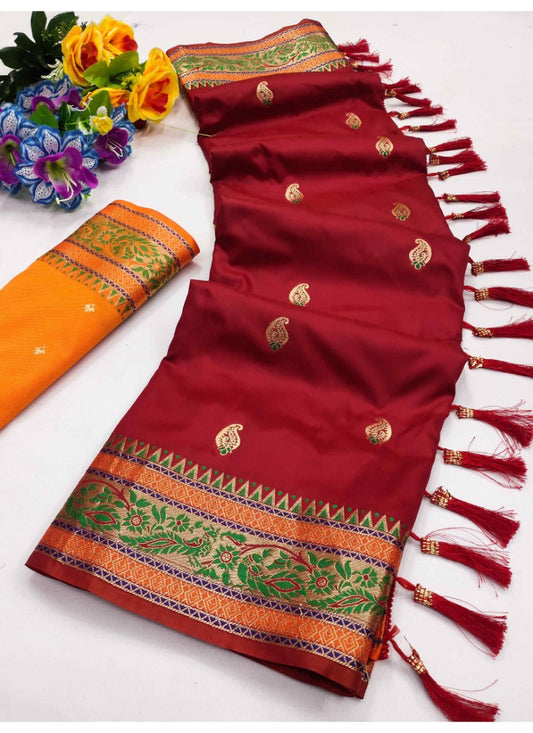 Gratifying Maroon Soft Banarasi Silk Saree With Ideal Blouse Piece