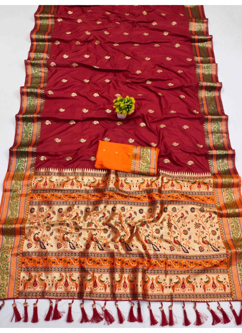 Gratifying Maroon Soft Banarasi Silk Saree With Ideal Blouse Piece