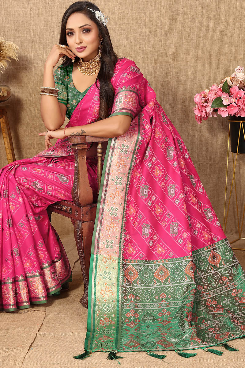 Delectable Dark Pink Soft Banarasi Silk Saree With Nemesis Blouse Piece