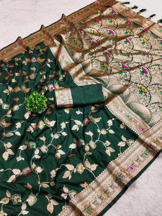 Glowing Dark Green Soft Banarasi Silk Saree With Radiant Blouse Piece