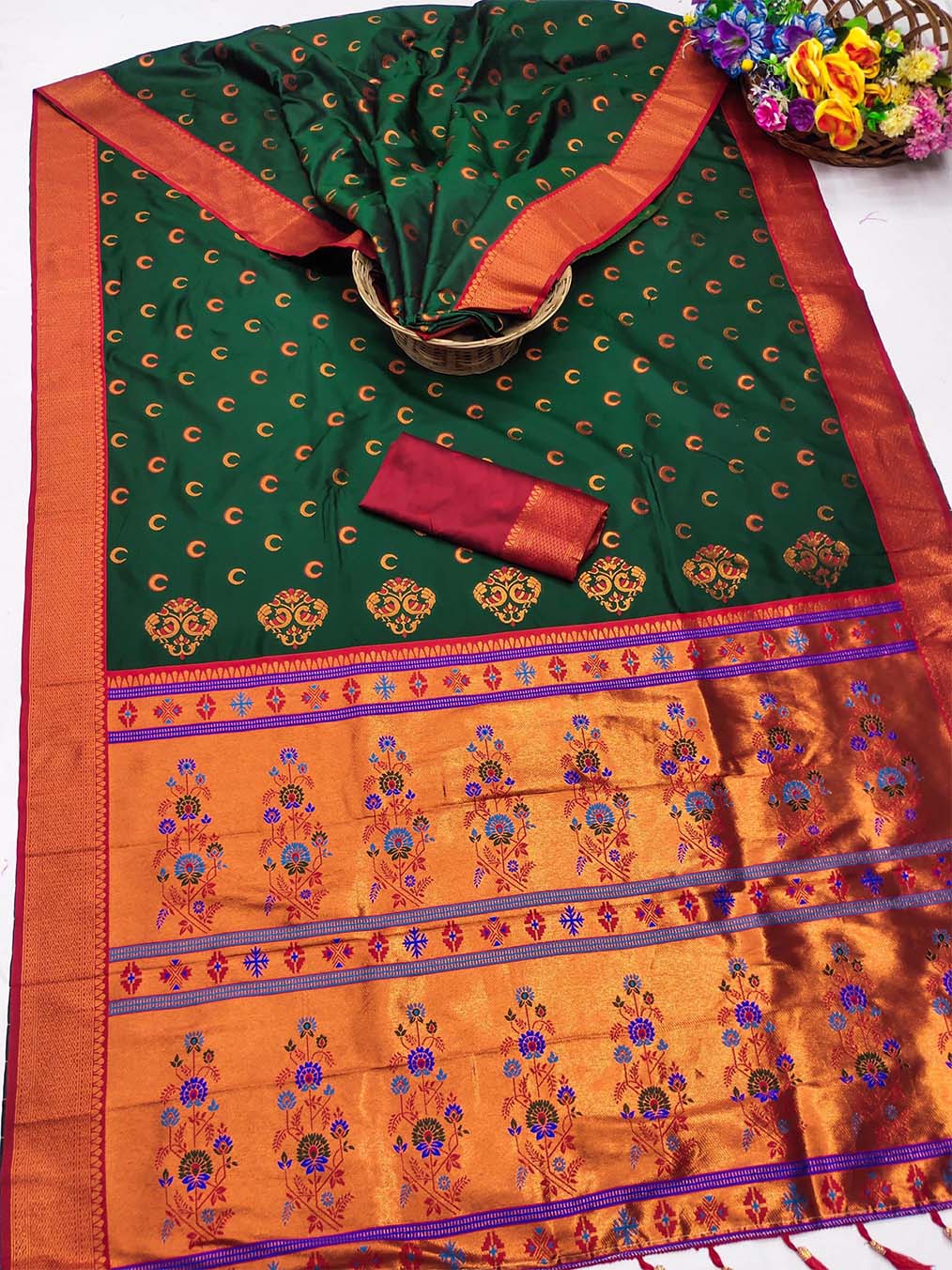 Admirable Dark Green Paithani Silk Saree With Assemblage Blouse Piece