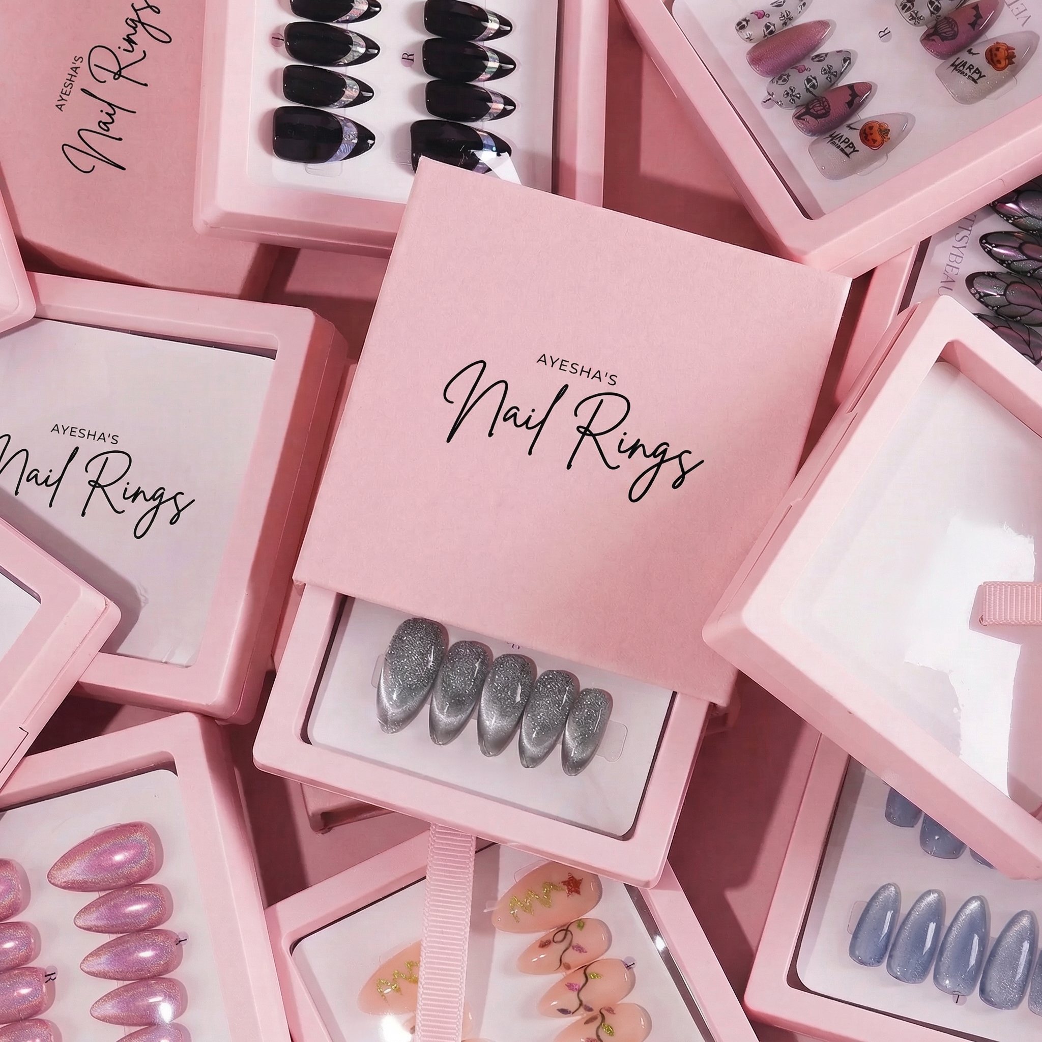 3 Sets of Press-On Nails Mystery Box™