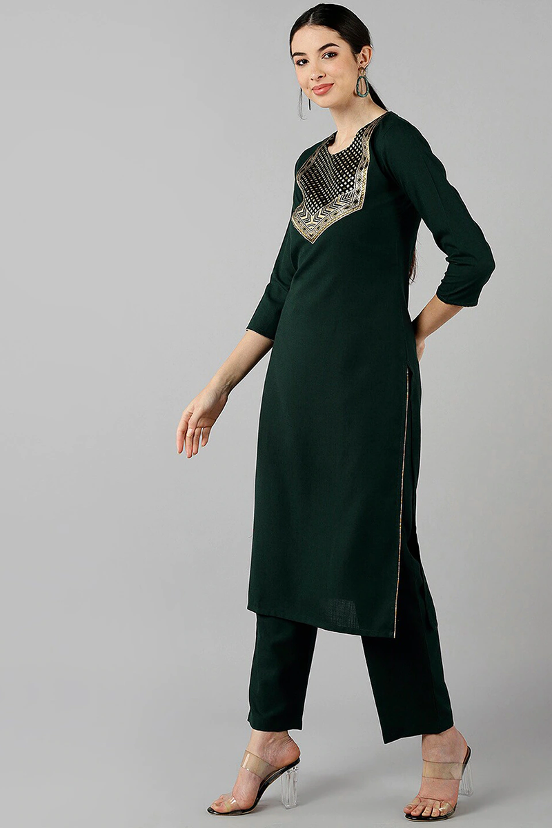 Green Cotton Blend Flared Kurta Pant With Dupatta PKSKD1181