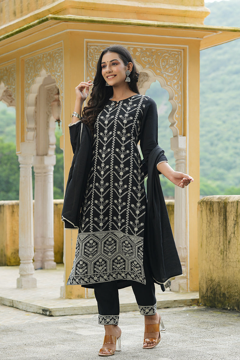 Black Poly Silk Thread Embroidered Suit Set PKSKD1342