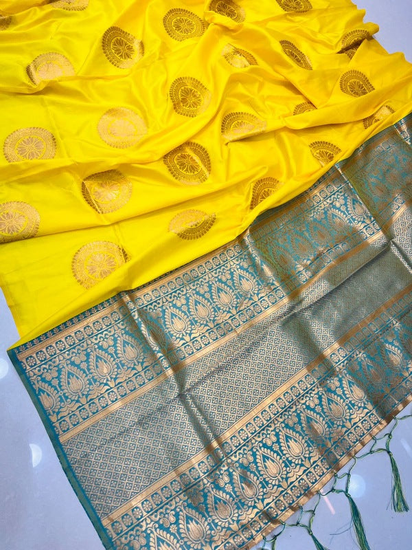 Attractive Lemon Kanjivaram Silk Saree and Angelic Blouse Piece